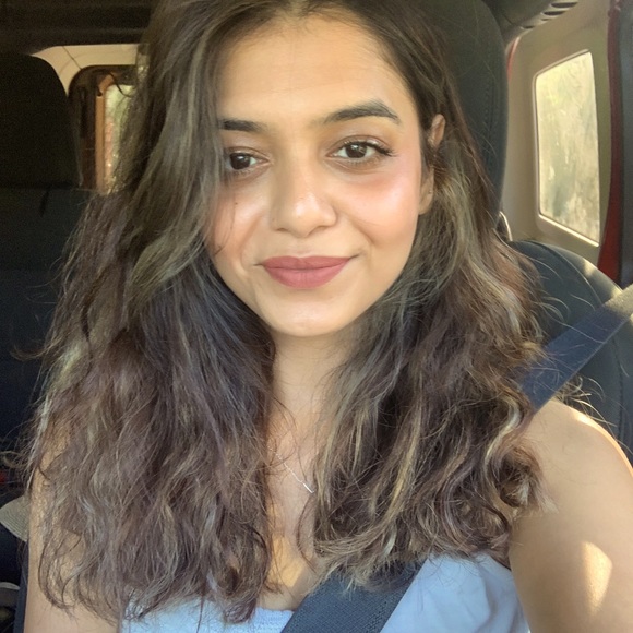 Meet your Posher, Shruti - Picture 1 of 1